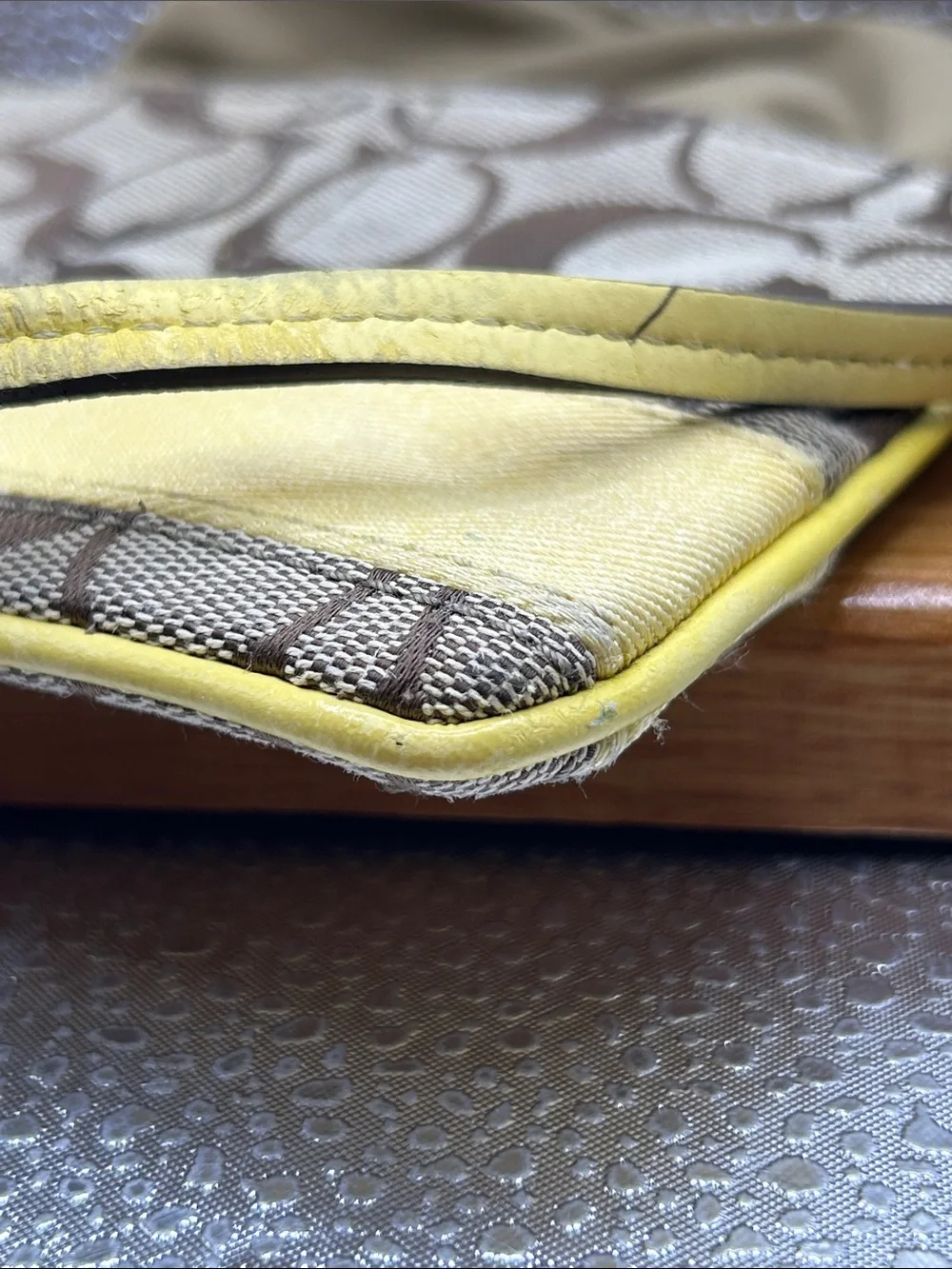 COACH 40028 Legacy Stripe Yellow Brown Monogram Zip Leather Wristlet Tag 6” X 4”